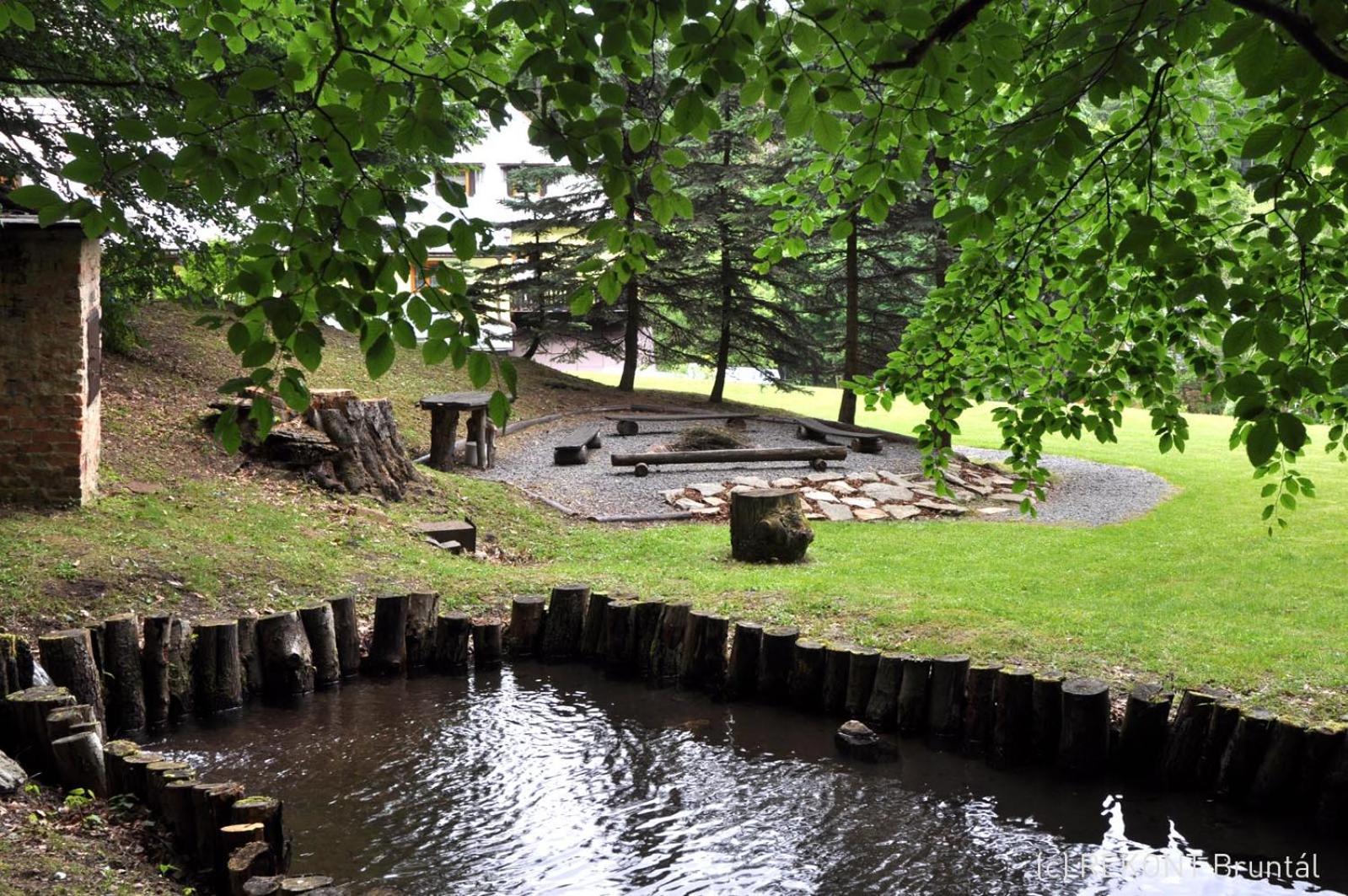 Penzion u Vodopádu Karlova Studánka Esterno foto